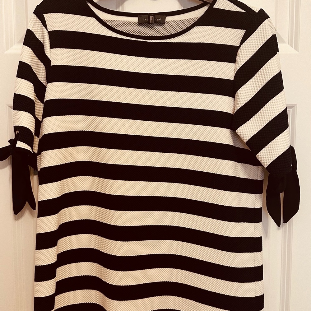 The Limited Navy and White Striped Short Sleeve Top with accent ties